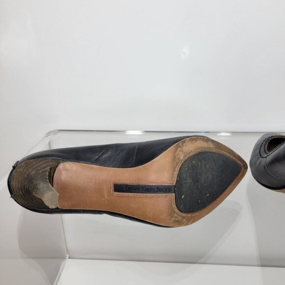 Calvin  Klein Ryleigh Heels - Picture 10 of 11